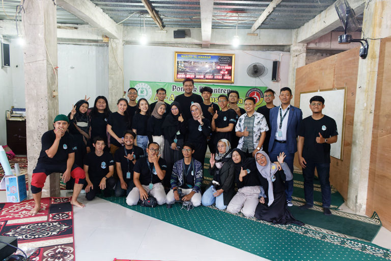 bakti sosial